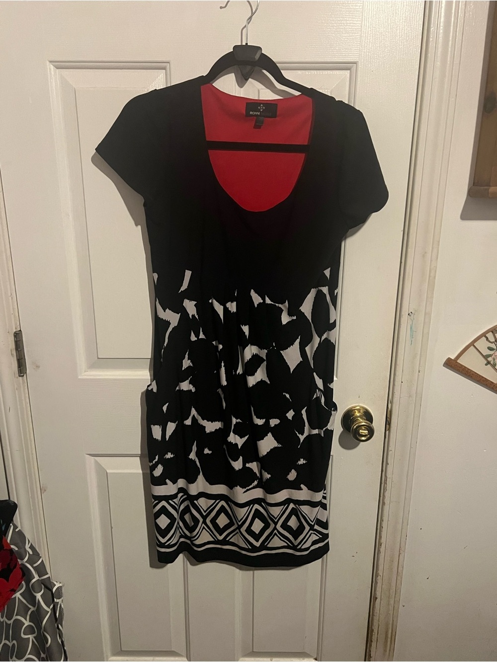 Ronni Nicole Black, White & Red Scoop Neck Patterned Mini Dress